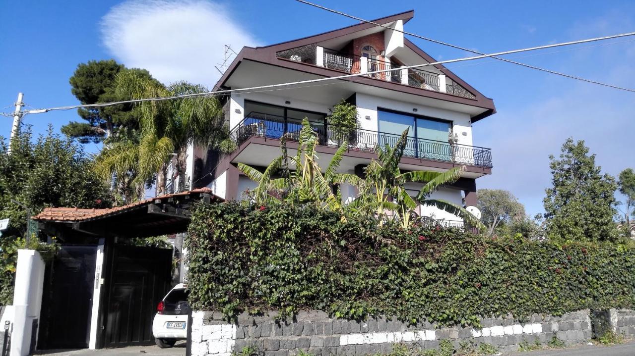 Lucrezia Garden Catania Holiday home *